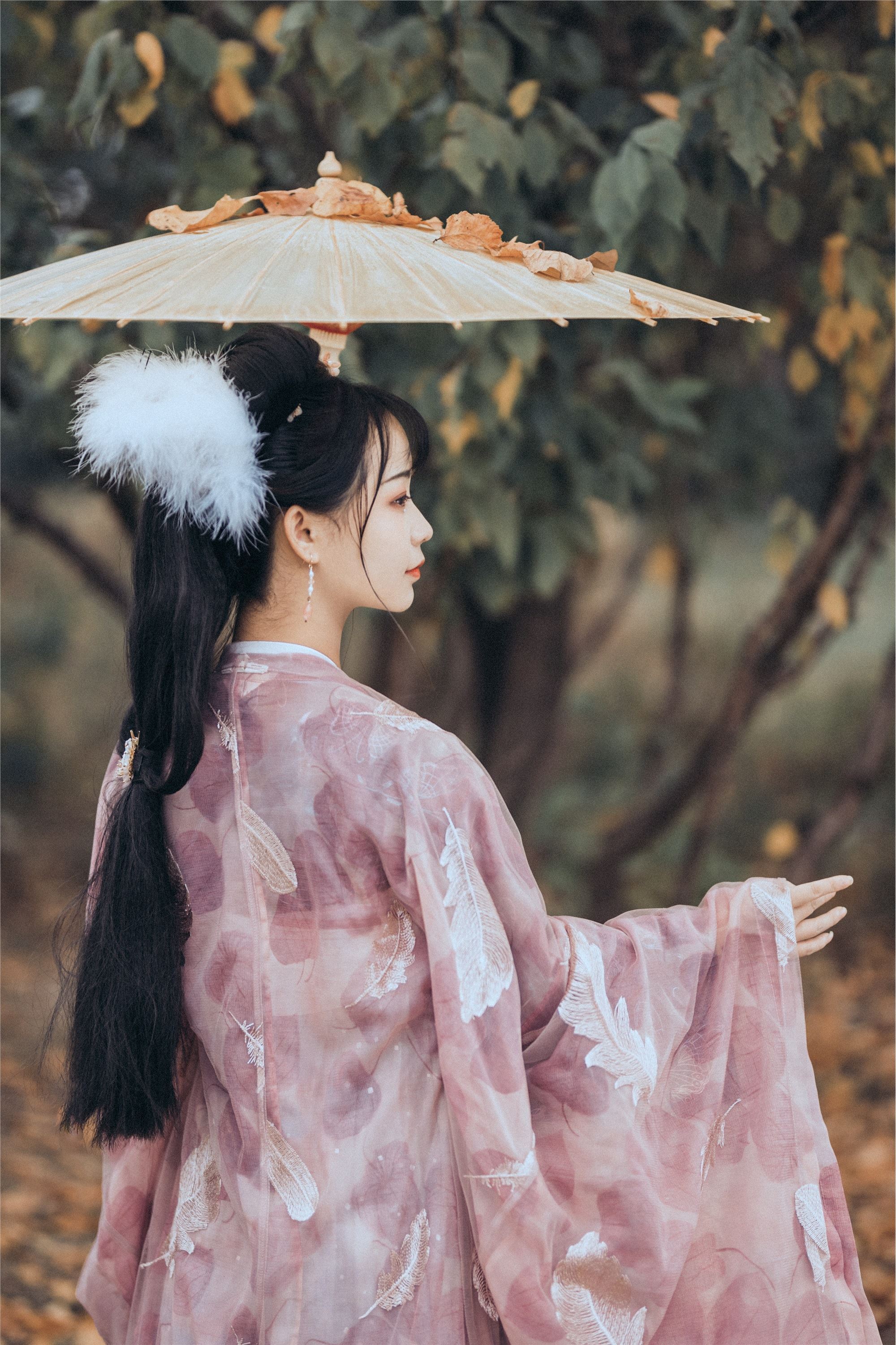 YITUYU艺图语 2021.09.02 幽人独自怜 Seven